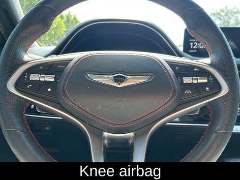 Used 2023 Genesis GV70 2.5T w/ Sport Prestige Package image 23