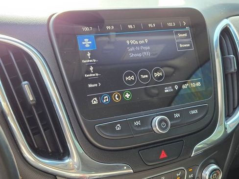 Used 2020 Chevrolet Equinox Premier image 21