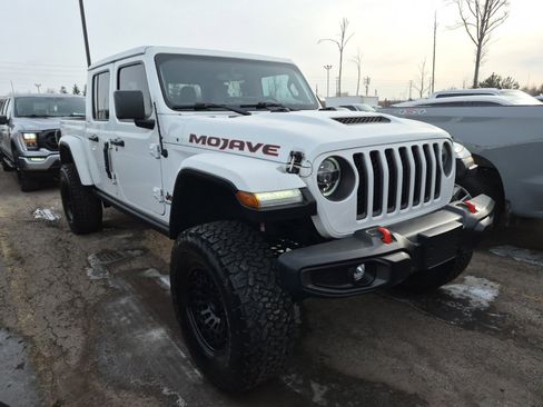 Used 2022 Jeep Gladiator Mojave w/ LED Lighting Group image 5