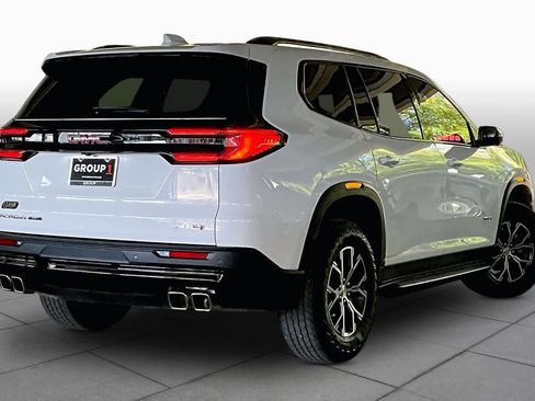 Used 2025 GMC Acadia AT4 w/ Luxury Package AWD/4WD image 12