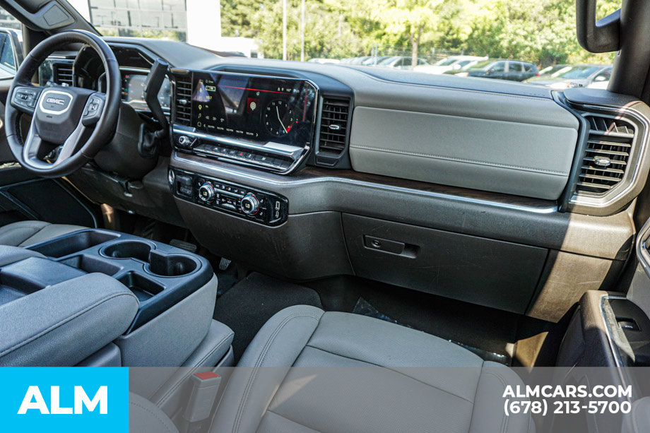 Used 2025 GMC Sierra 1500 SLT RWD image 23