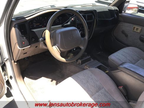 Used 1998 Toyota Tacoma 2WD Xtracab image 14