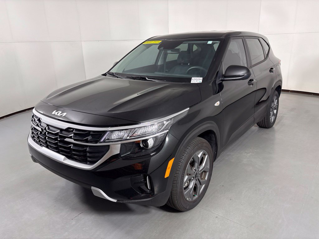 New 2026 Kia Seltos LX FWD image 4