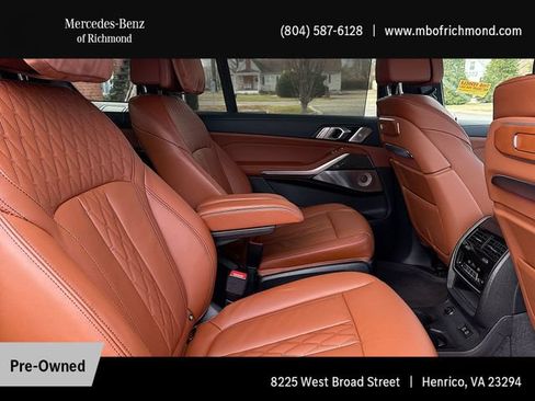 Used 2025 BMW X7 M60i AWD/4WD image 15