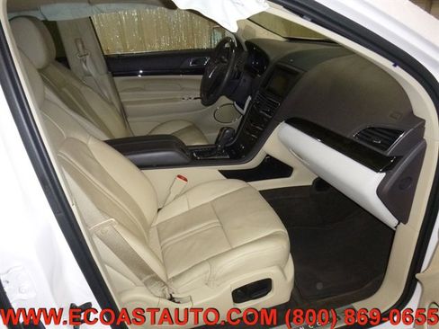 Used 2014 Lincoln MKT AWD w/ Equipment Group 201A image 15