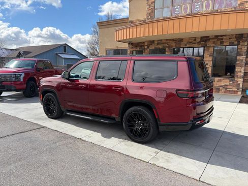 Used 2024 Jeep Wagoneer Series II image 31