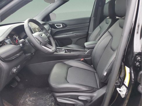 New 2026 Jeep Compass Latitude AWD/4WD image 20