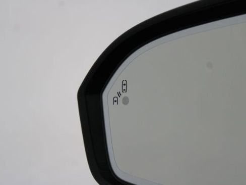 Used 2017 Lincoln MKC Reserve image 11