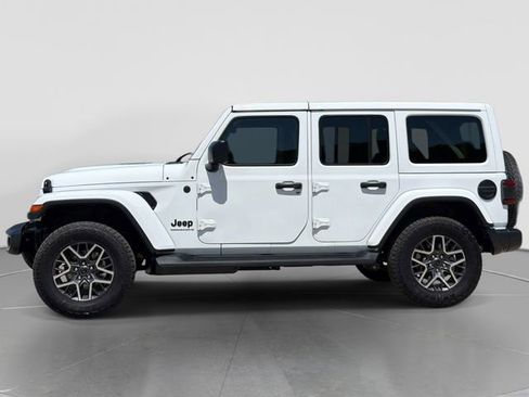 New 2026 Jeep Wrangler Unlimited Sahara AWD/4WD image 7