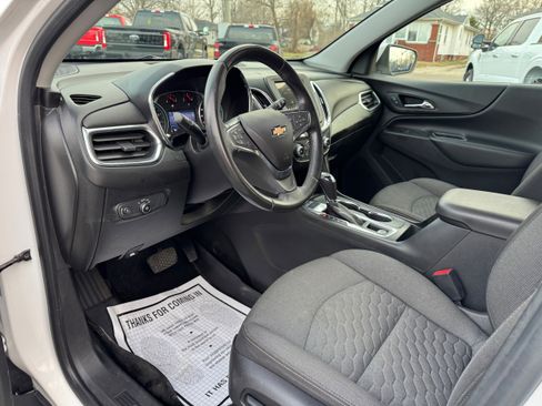 Used 2019 Chevrolet Equinox LT image 11