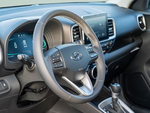 New 2026 Hyundai Venue SEL FWD image 22