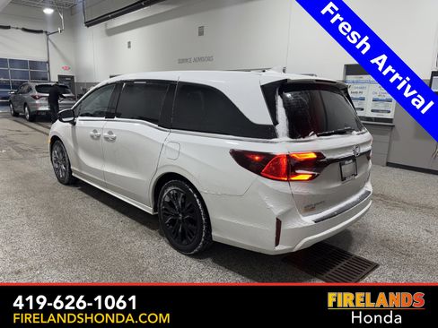 Certified 2025 Honda Odyssey Sport-L image 5