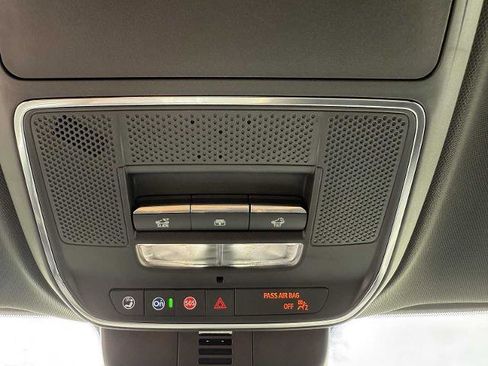 New 2026 Buick Enclave Avenir image 18