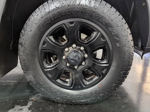 Used 2018 RAM 2500 Laramie w/ Sport Appearance Group image 6