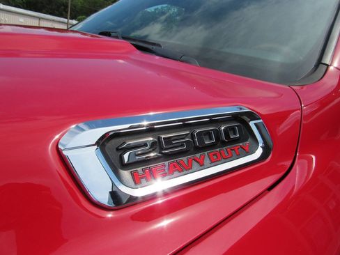 Used 2020 RAM 2500 Limited AWD/4WD image 11