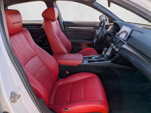 Used 2019 Honda Accord Sport image 18