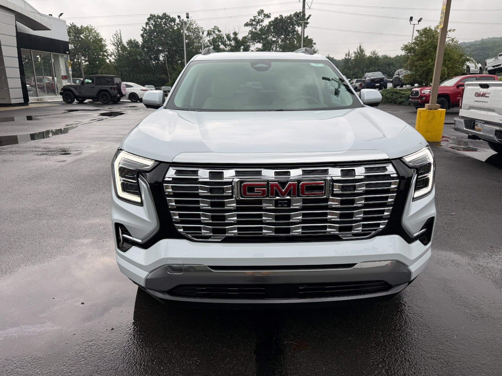 New 2027 GMC Terrain Denali AWD/4WD image 8