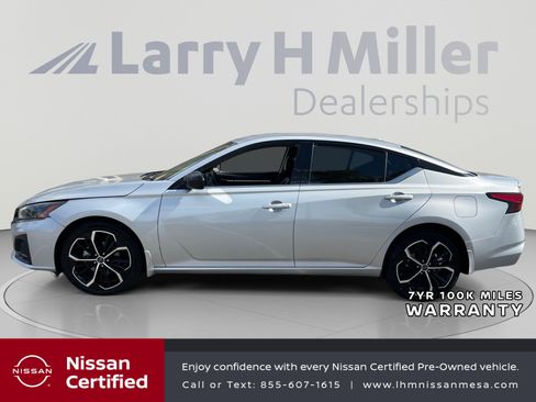 Certified 2023 Nissan Altima 2.5 SR AWD/4WD image 2