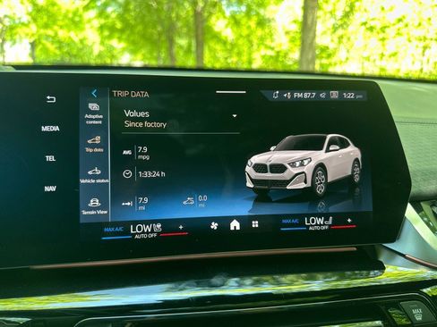 New 2026 BMW X2 xDrive28i w/ Technology Package AWD/4WD image 36