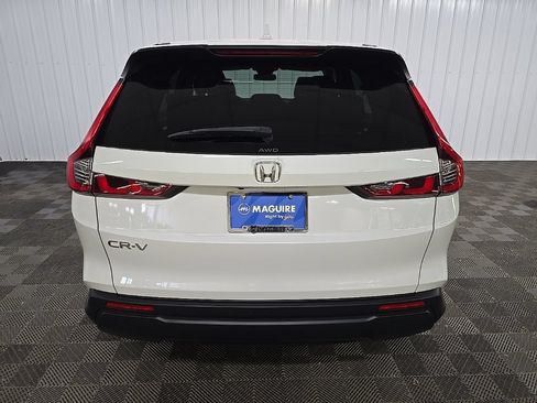 Used 2024 Honda CR-V EX image 11