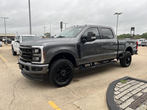 Used 2024 Ford F250 Lariat w/ Black Appearance Package image 1