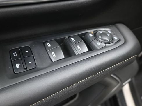 Used 2021 GMC Yukon SLT w/ SLT Luxury Plus Package RWD image 13
