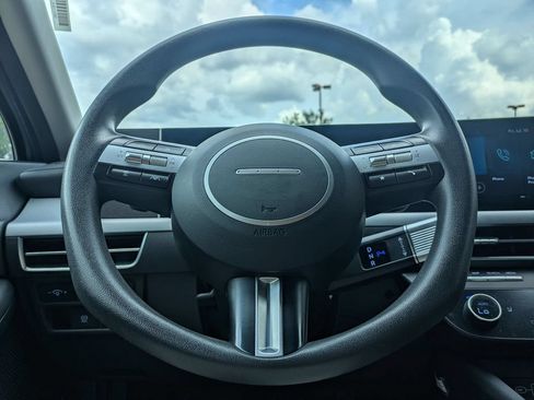 Used 2025 Hyundai Sonata SEL FWD image 21