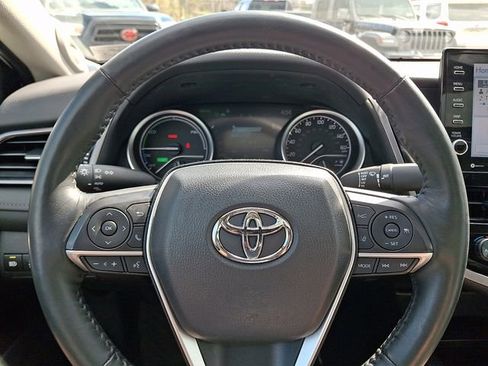 Used 2023 Toyota Camry XLE w/ Navigation Package image 20