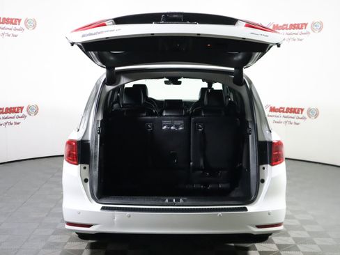 Used 2022 Honda Odyssey Elite image 9