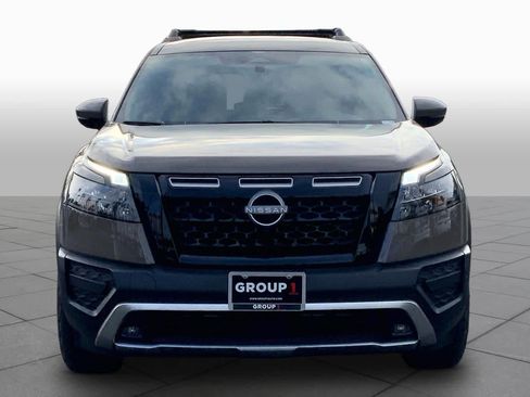Used 2025 Nissan Pathfinder Rock Creek AWD/4WD image 3
