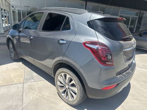 Used 2020 Buick Encore Preferred FWD image 3