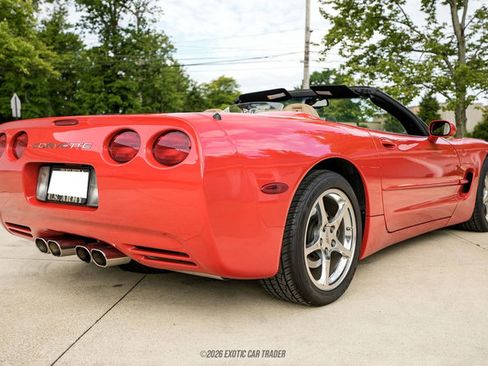 Used 2002 Chevrolet Corvette Convertible w/ Preferred Equipment Group2 RWD image 8