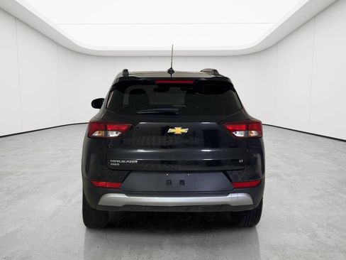 Used 2025 Chevrolet TrailBlazer LT AWD/4WD image 6