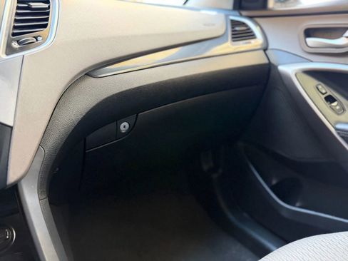 Used 2016 Hyundai Santa Fe Sport image 35