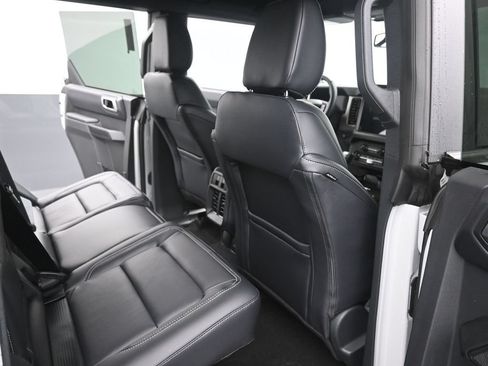 New 2026 Ford Bronco Outer Banks AWD/4WD image 16