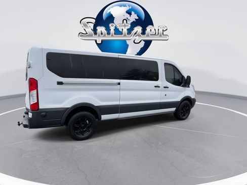 Used 2018 Ford Transit 350 XLT image 2