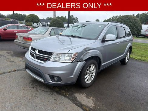 Used 2017 Dodge Journey SXT w/ Comfort/Convenience Group AWD/4WD image 1