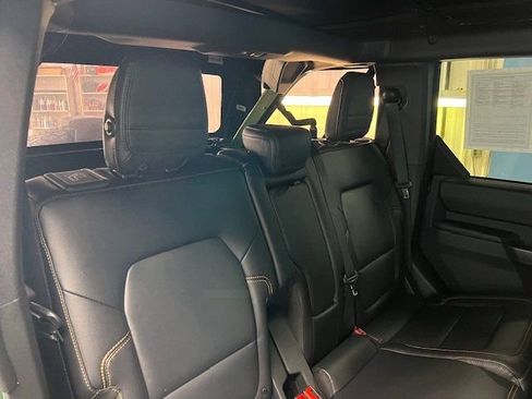 Used 2024 Ford Bronco Badlands AWD/4WD image 41