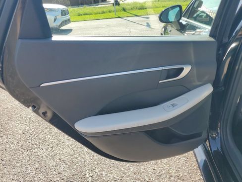 Used 2025 Hyundai Sonata SEL FWD image 24