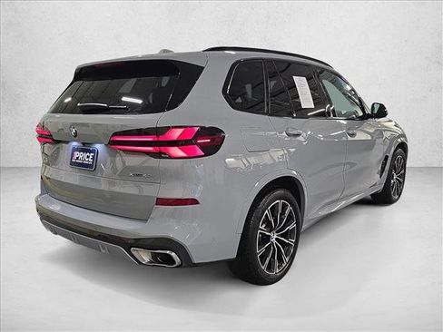 Used 2026 BMW X5 xDrive40i AWD/4WD image 5