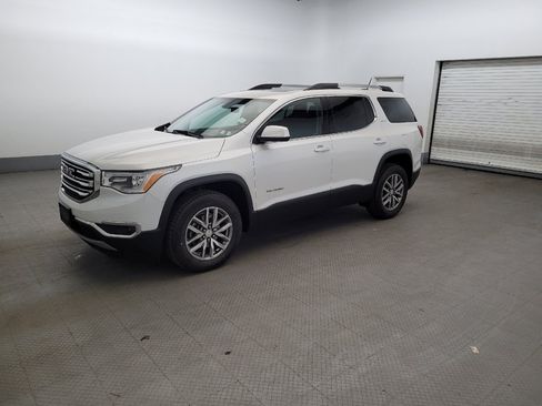 Used 2018 GMC Acadia SLE w/ Driver Alert Package I AWD/4WD image 2