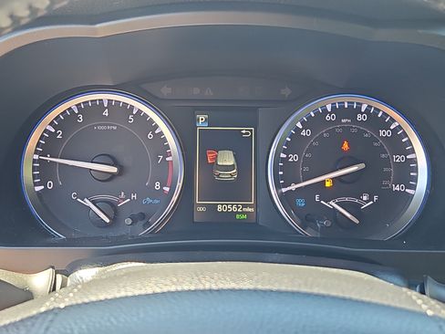 Used 2019 Toyota Highlander XLE AWD/4WD image 23