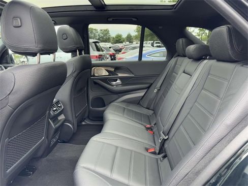 Used 2025 Mercedes-Benz GLE 580 4MATIC image 32