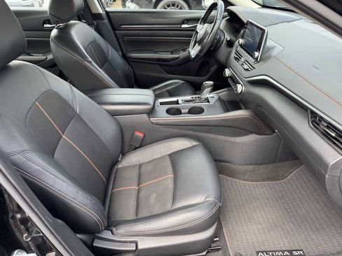 Used 2021 Nissan Altima 2.5 SR FWD image 16