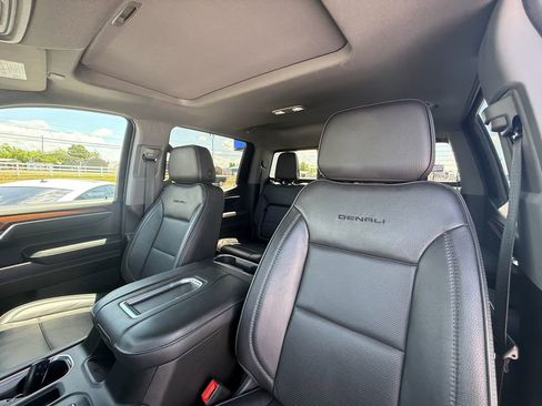 Used 2022 GMC Sierra 1500 Denali w/ Denali Reserve Package AWD/4WD image 13