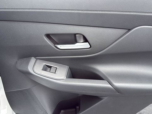 New 2026 Nissan Sentra SV w/ SV Convenience Package FWD image 16
