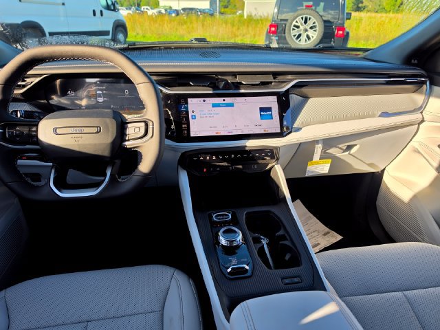 New 2026 Jeep Cherokee Limited AWD/4WD image 13