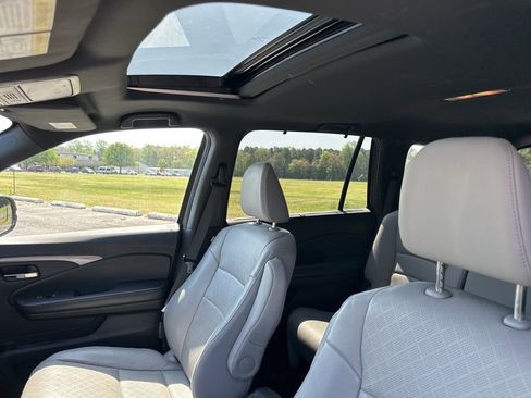 Used 2020 Honda Passport EX-L image 11