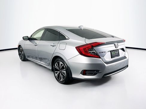 Used 2018 Honda Civic EX-T image 5