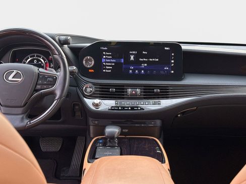 Used 2022 Lexus LS 500 w/ Interior Upgrade Package image 14